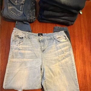 Celebrity Light Blue Boyfriend Jeans